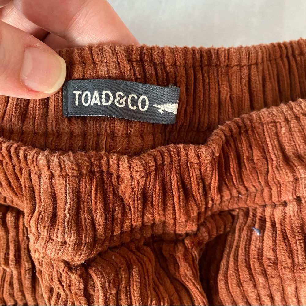 Toad&Co Del Rey pull on  Rust Corduroy Pants - Picture 3 of 12